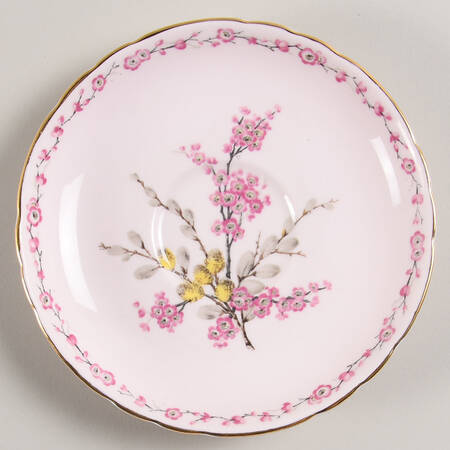 April Beauty Saucer