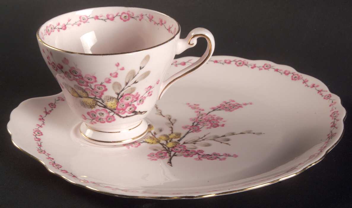 April Beauty Snack Plate & Cup Set