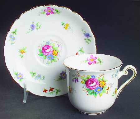 Bouquet Oversized Cup & Saucer Set