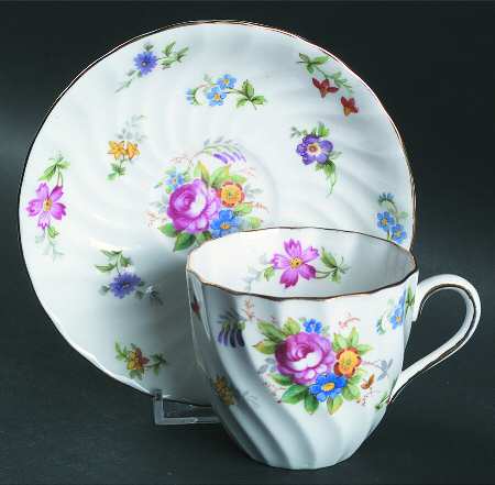 Bouquet Flat Cup & Saucer Set