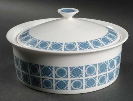 Charade 1.25 Qt Round Covered Casserole