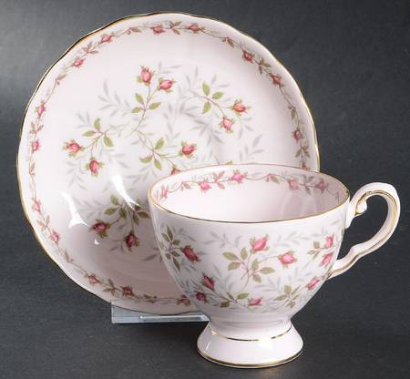 Charmaine Footed Cup & Saucer Set