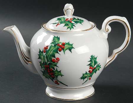 December Holly Mini Teapot & Lid