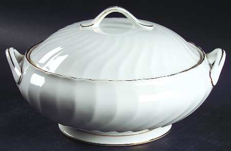 Dover (Gold Trim) Round Covered Vegetable