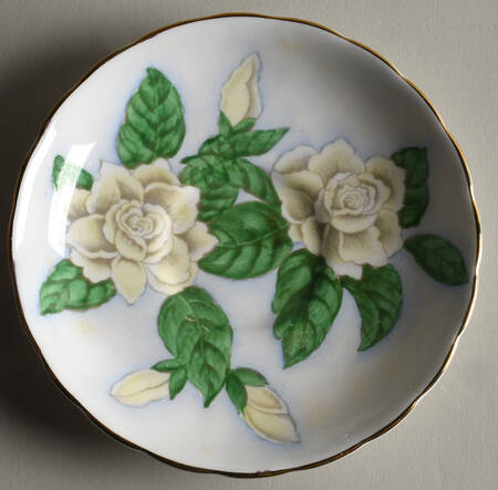 Gardenia Saucer
