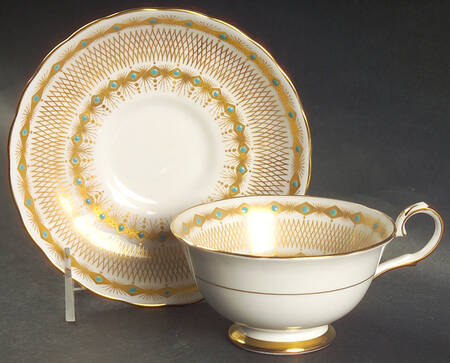 Kensington Footed Cup & Saucer Set