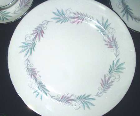 Lyric Dinner Plate