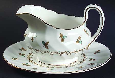Nanette Gravy Boat & Underplate