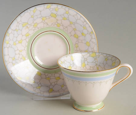 TUS107 Footed Cup & Saucer Set
