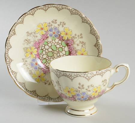 8118A Footed Cup & Saucer Set