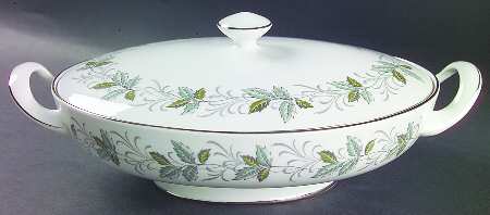 Rondeley Oval Covered Vegetable