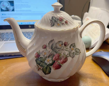 Strawberry Teapot & Lid