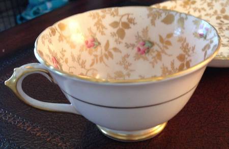 Sunshine Footed Cup & Saucer Set