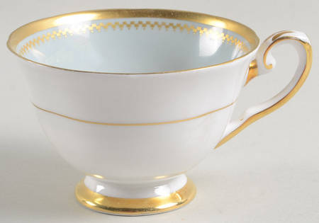 Westbury Footed Cup