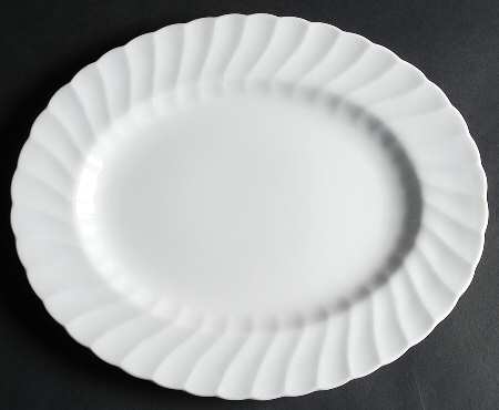 Whitecliffe 13" Oval Serving Platter
