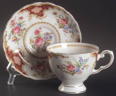Windsor Red Footed Cup & Saucer Set