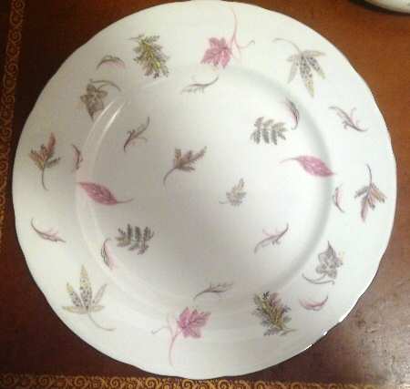 Windswept (Scalloped) Dinner Plate
