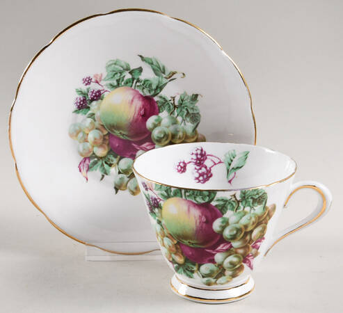TUS29 Footed Cup & Saucer Set