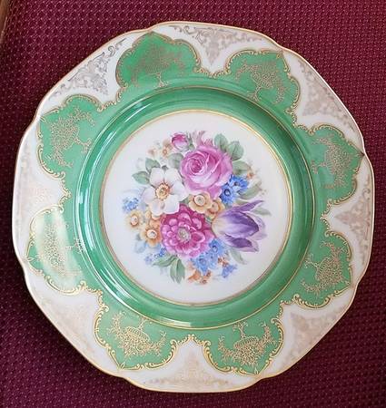 TIR122 Dinner Plate