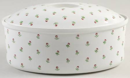 Orleans 2 Quart Oval Covered Casserole