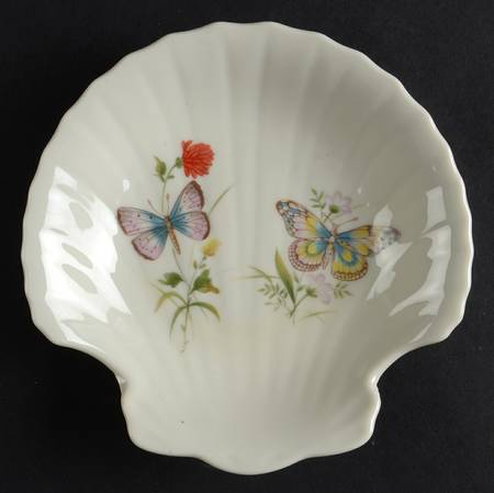 Dew Shell Shaped Dish