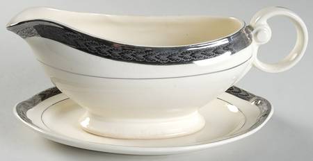 TST292 Gravy Boat & Underplate/Relish