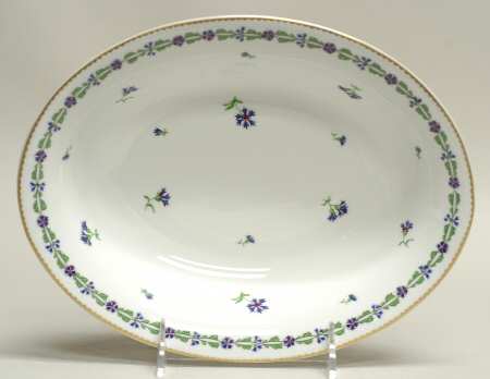 Villandry 9" Oval Vegetable Bowl