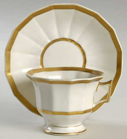TRV180 Footed Cup & Saucer Set