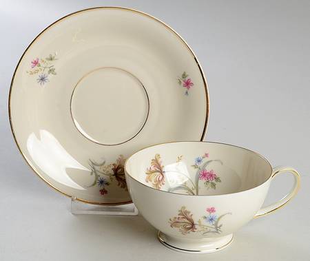 TIR141 Footed Cup & Saucer Set