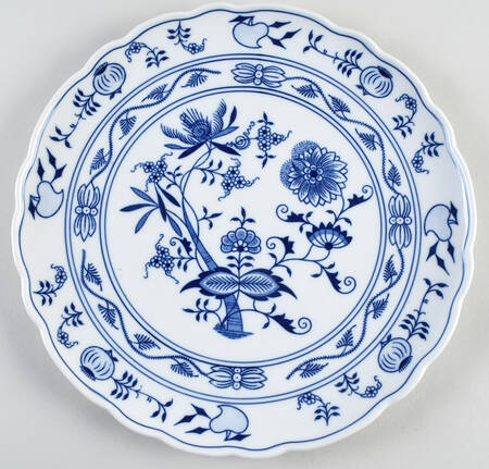 Zwiebelmuster 12" Chop Plate (Round Platter)