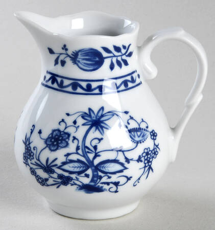 Zwiebelmuster Mini Creamer by Triptis