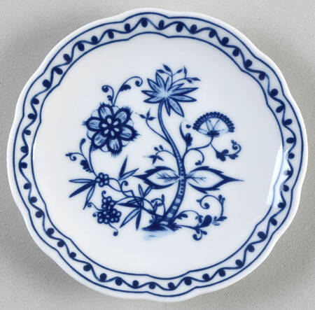 Zwiebelmuster Coaster by Triptis