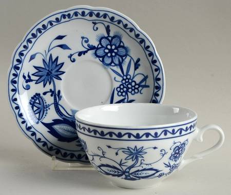 Zwiebelmuster Flat Cup & Saucer Set