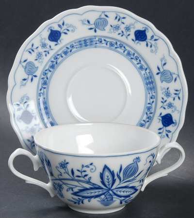 Blue Onion Flat Cream Soup Bowl & Saucer Set