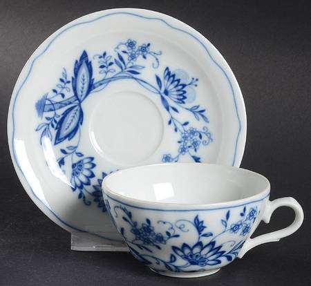 Blue Onion Flat Cup & Saucer Set