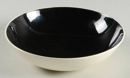 Midnight 9" Round Vegetable Bowl
