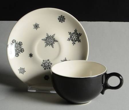 Midnight Flat Cup & Saucer Set