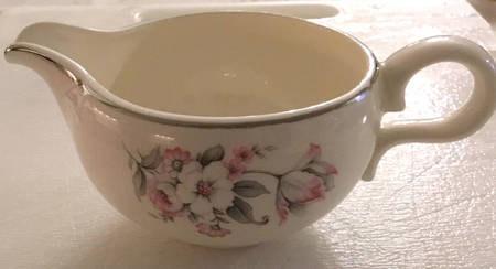 TST224 Creamer