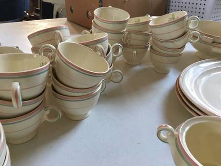 TST222 Footed Cup