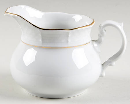 THU138 Creamer