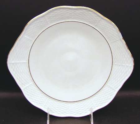 THU138 Handled Cake Plate