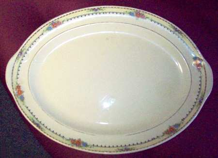 TST353 Handled Cake Plate