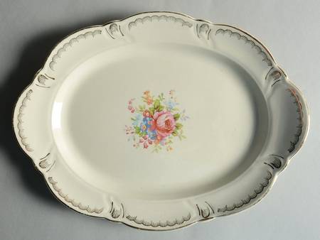 TST361 11" Oval Serving Platter