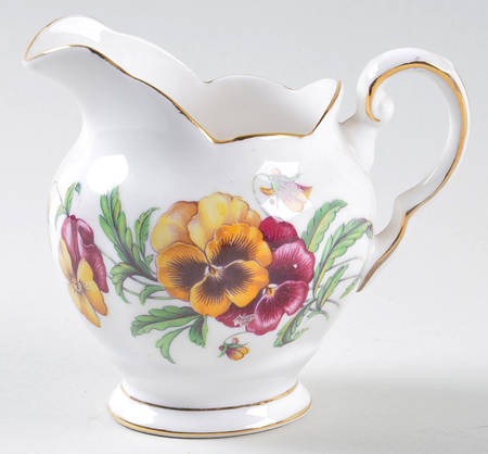 Pansy Mini Creamer