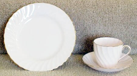 8699H Flat Cup & Saucer Set