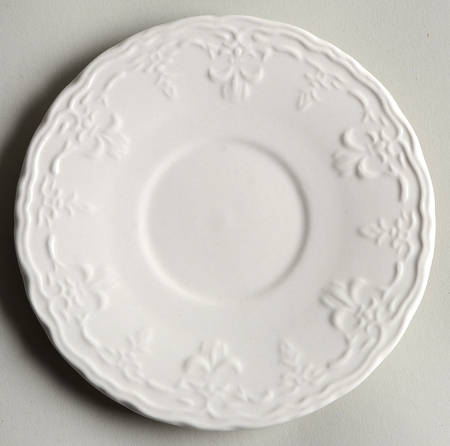 Versailles Off White Saucer