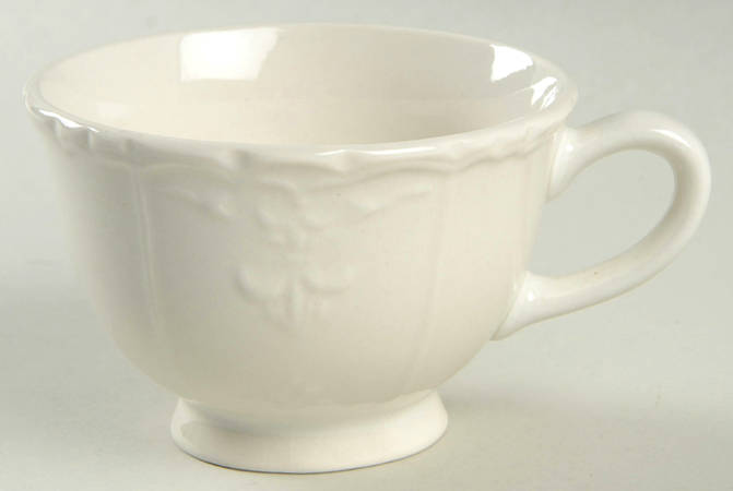 Versailles Off White Footed Cup