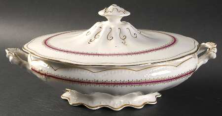 TST367 Oval Covered Vegetable