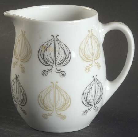 THO138 Creamer