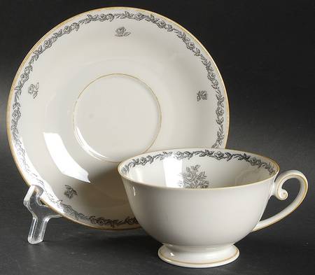 TIR173 Footed Cup & Saucer Set